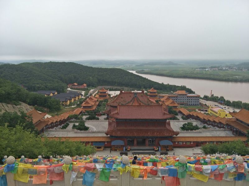 敦化六鼎山文化旅游区