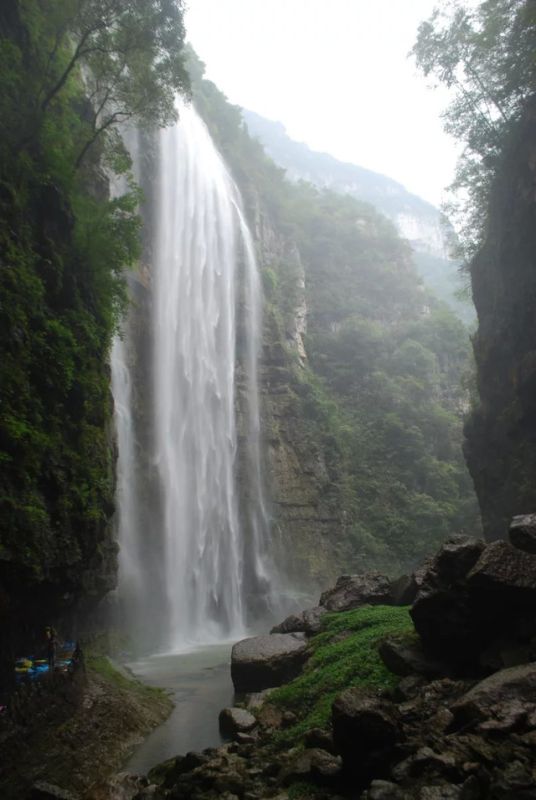 宜昌三峡大瀑布