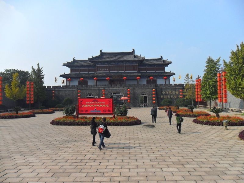 无锡影视基地三国水浒城景区